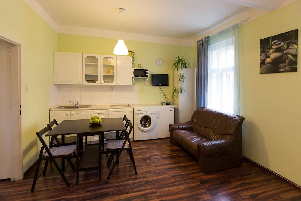 Apartment for Friends