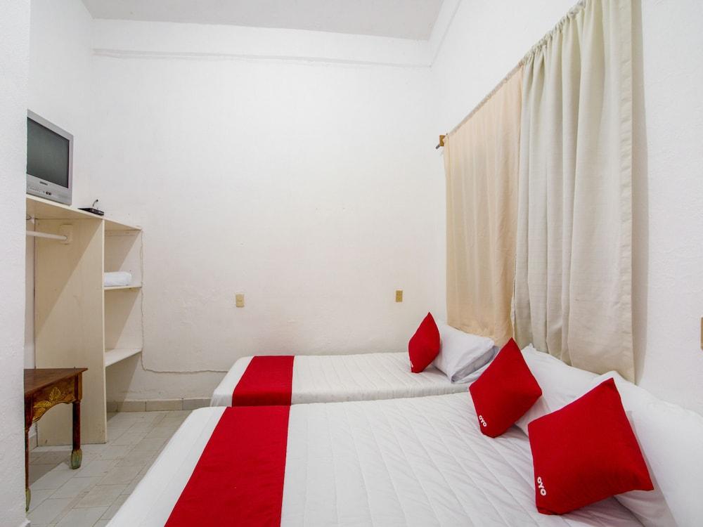 Hotel Suites Tropicana Ixtapa