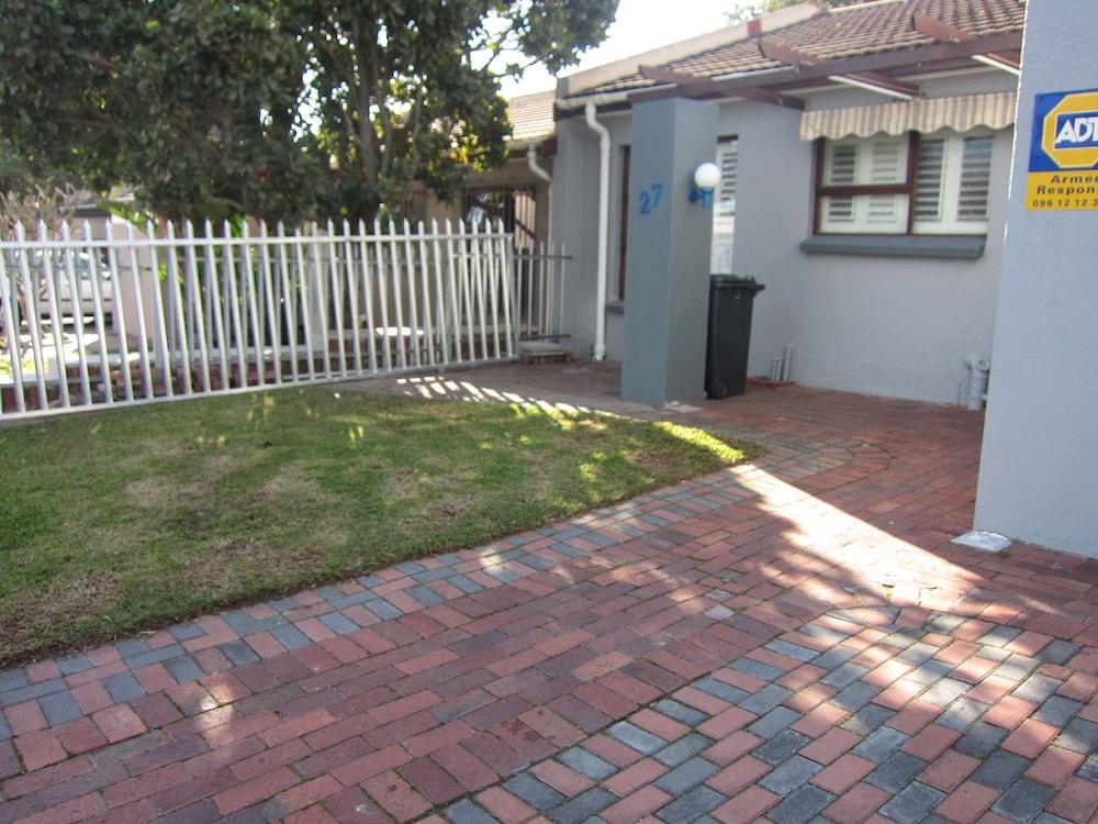 Smithland Guest Apartments