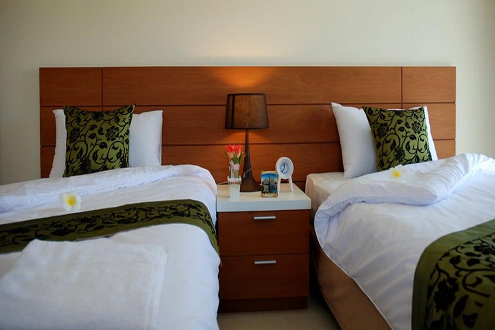 Baan Ton Mai Apartment