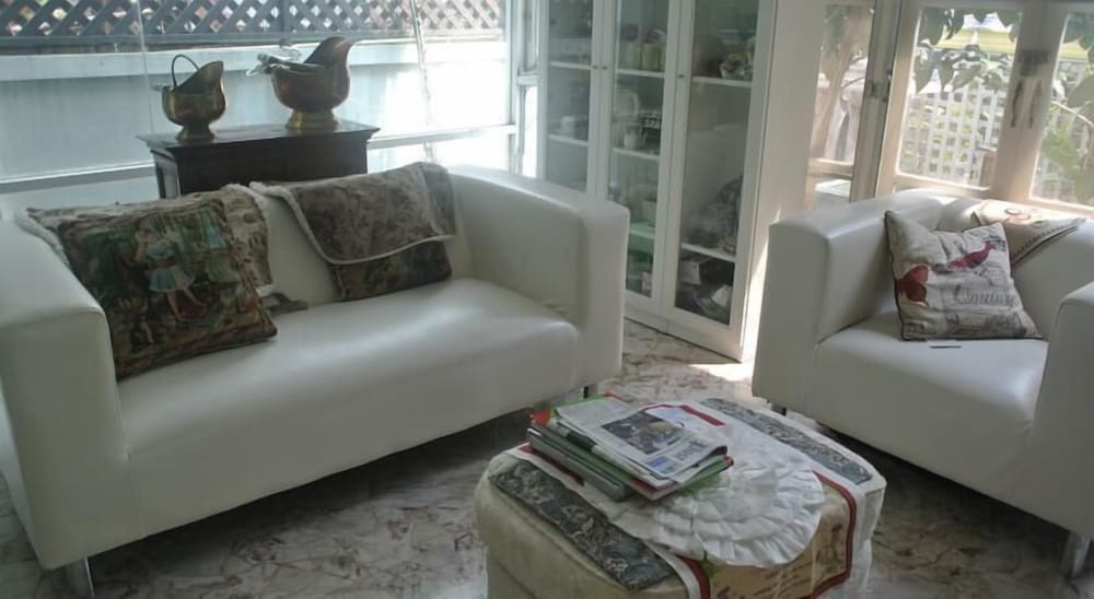 Oriental Smile Hotel