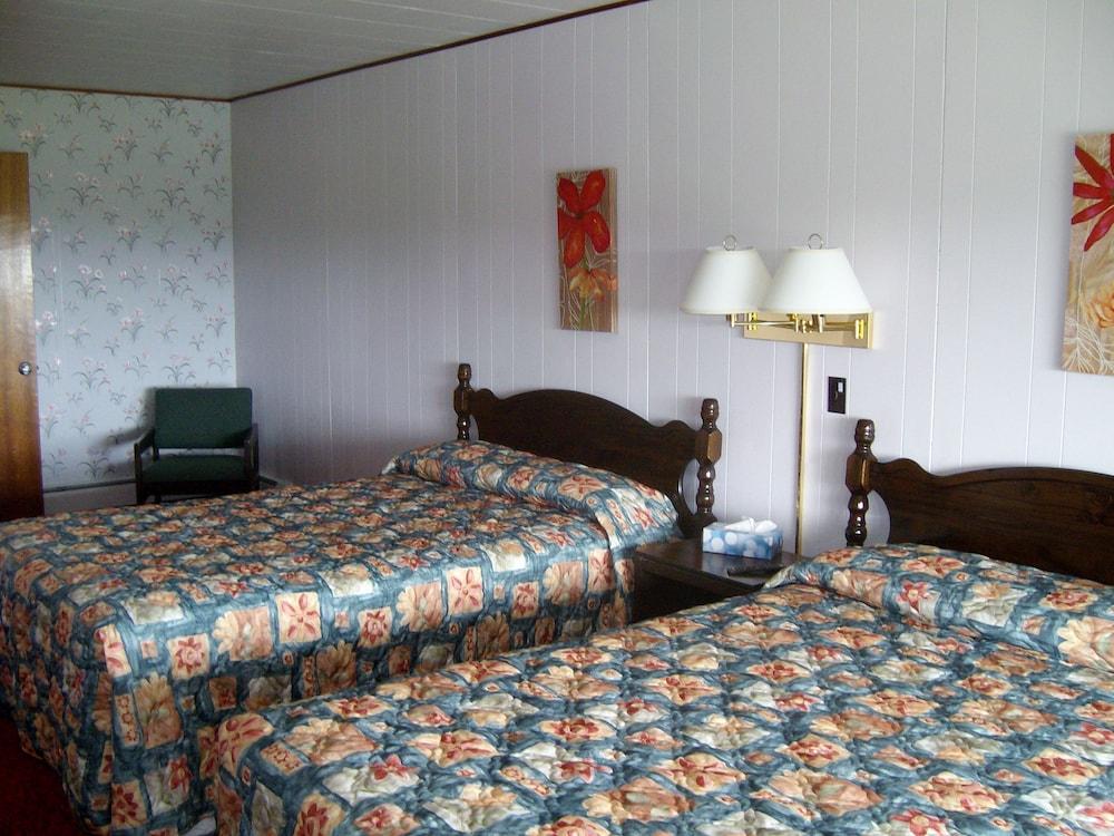 Singing Sands Inn Motel