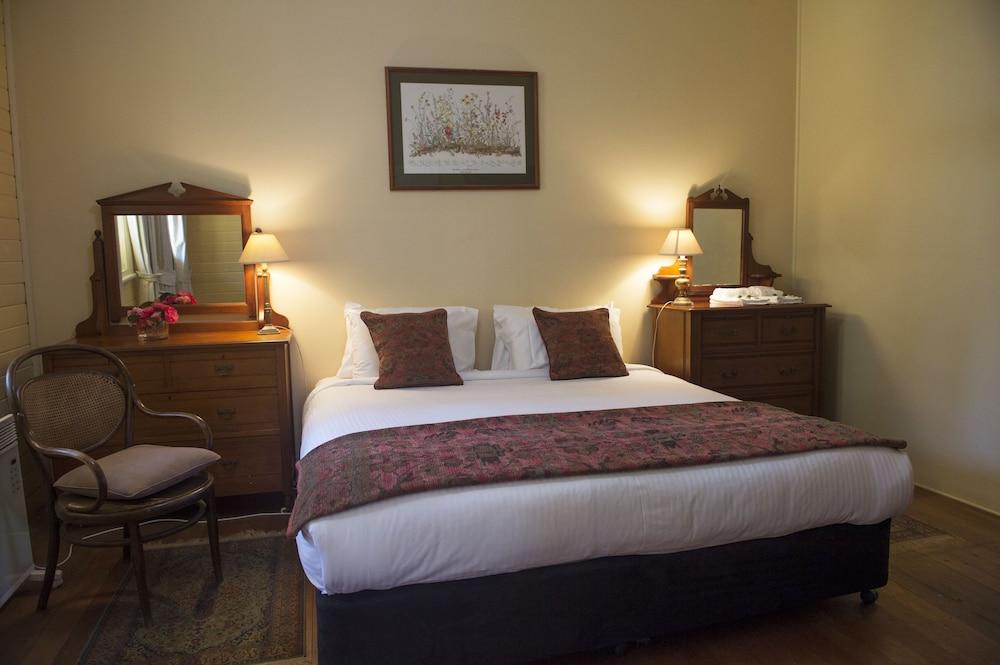 Hillview Heritage Estate