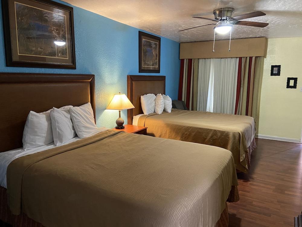 Delux Inn Clearwater