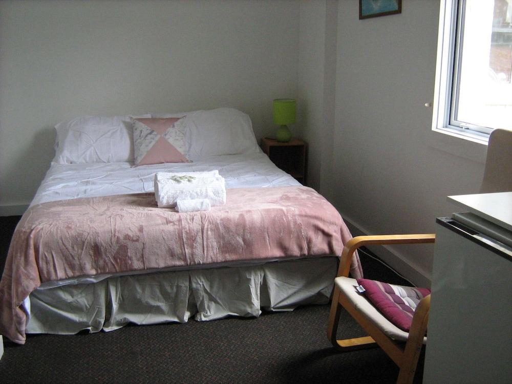 Downtown Backpackers