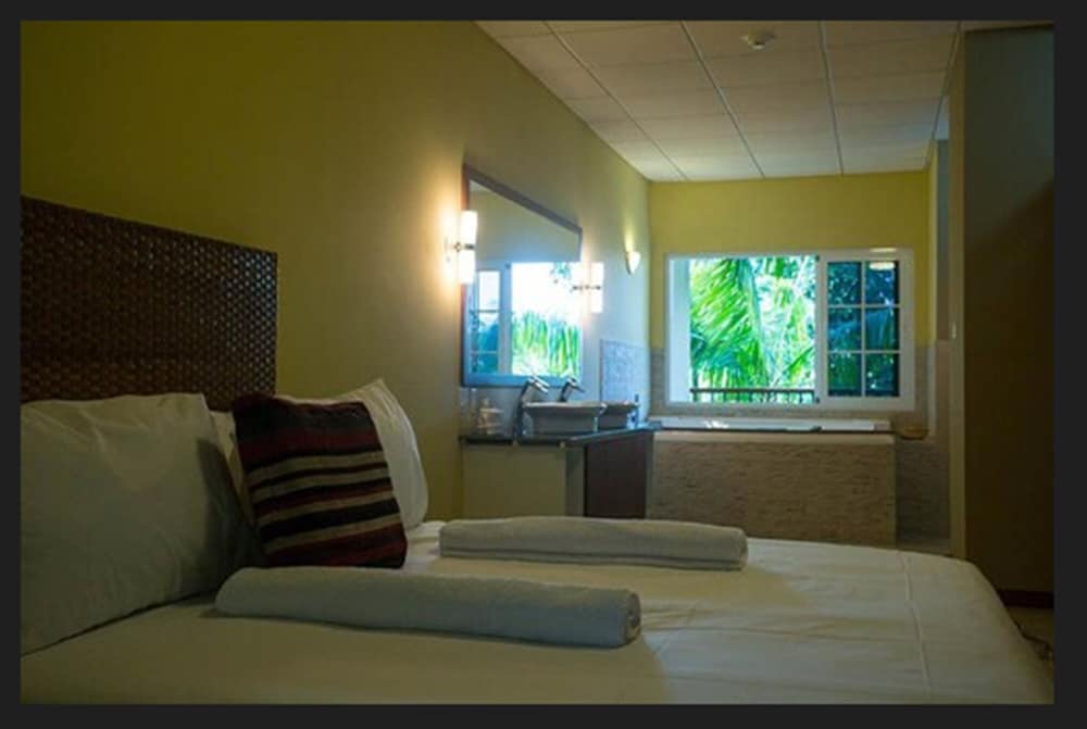 Jacana Amazon Wellness Resort