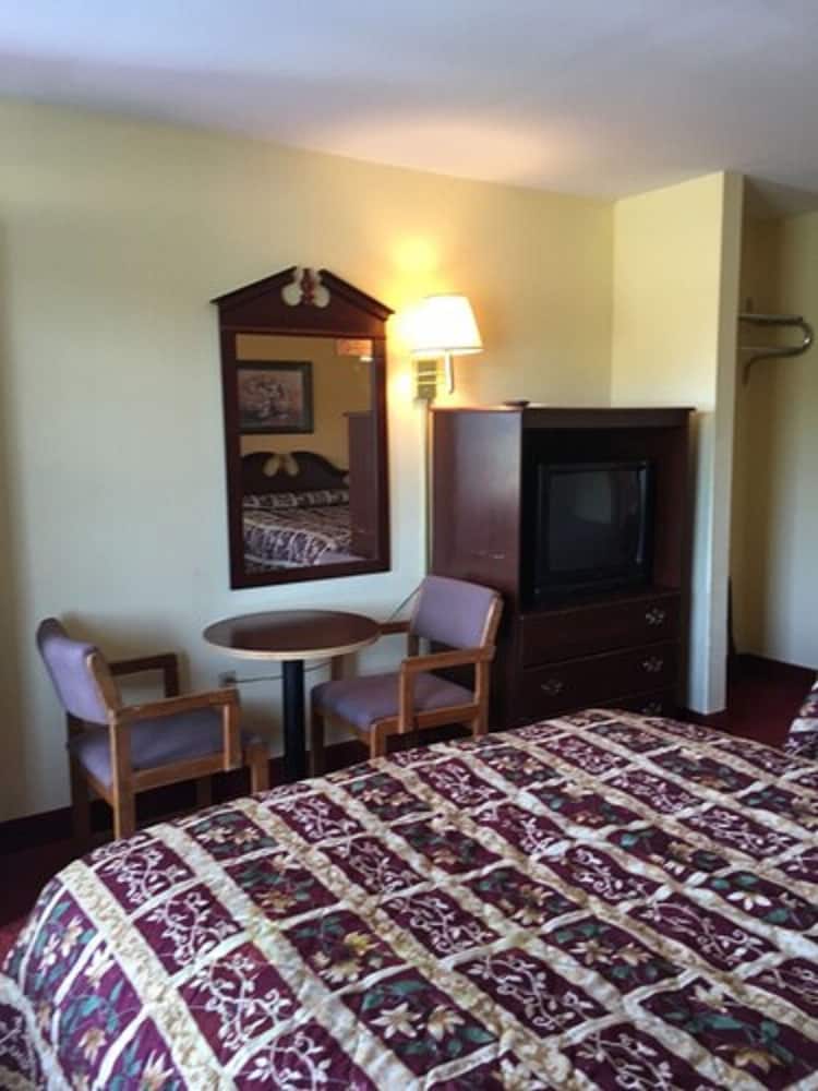 Regency Inn & Suites