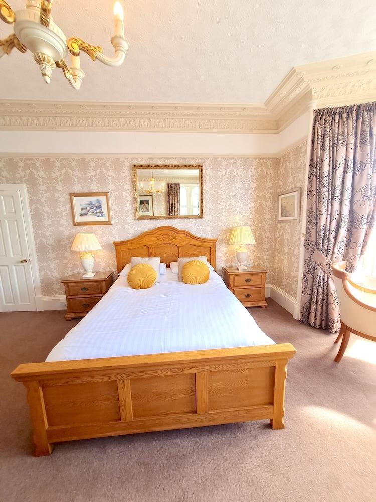 Corriemar Guest House