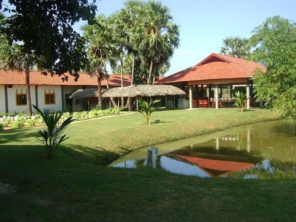 Thompukandam Village Resort