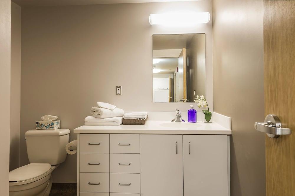 Western Summer Accommodations