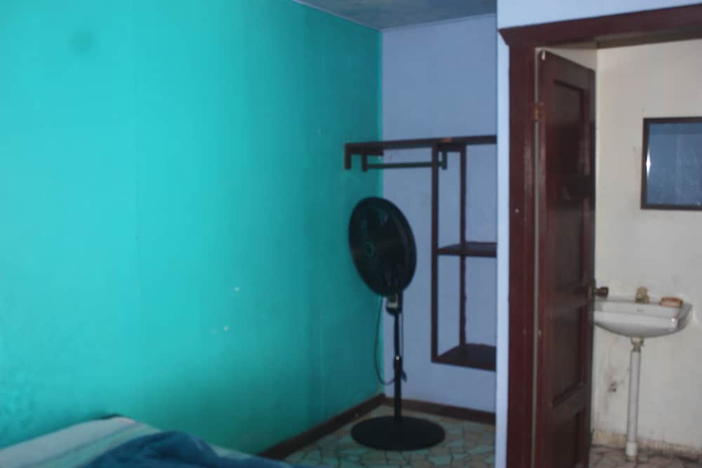 Cabinas Sunset Tortuguero