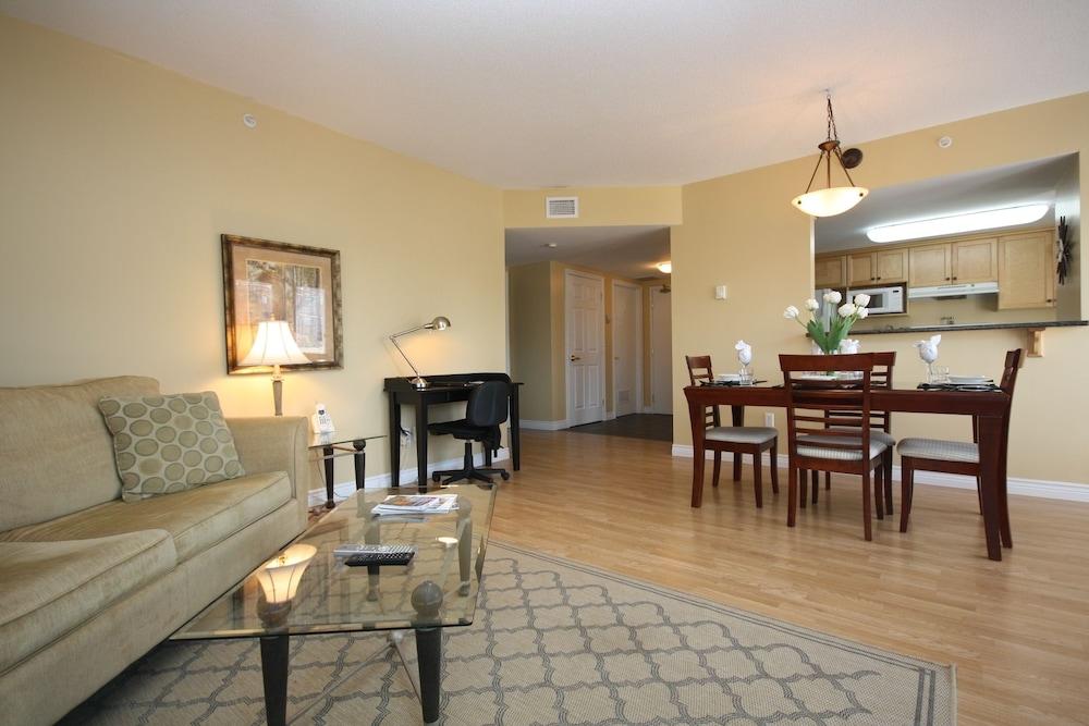 Premiere Suites Moncton