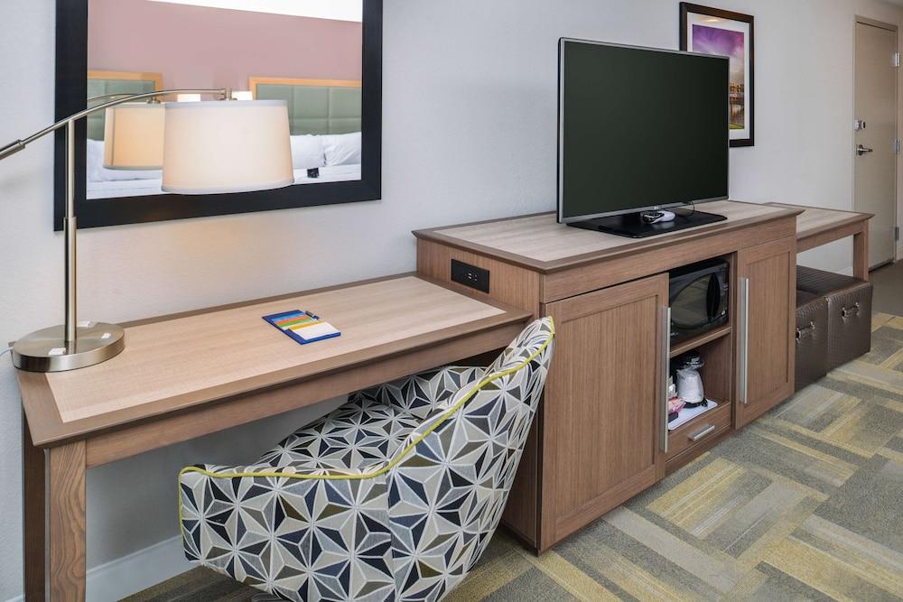 Hampton Inn & Suites Altoona-Des Moines