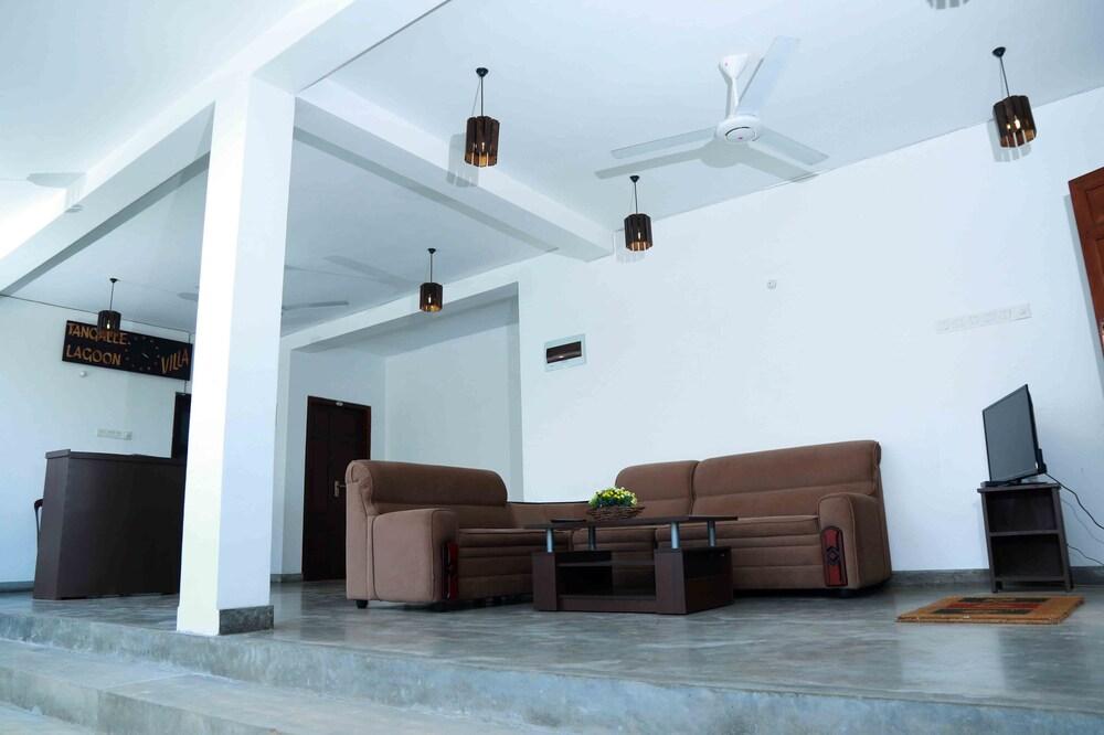 Lagoon Boutique Hotel