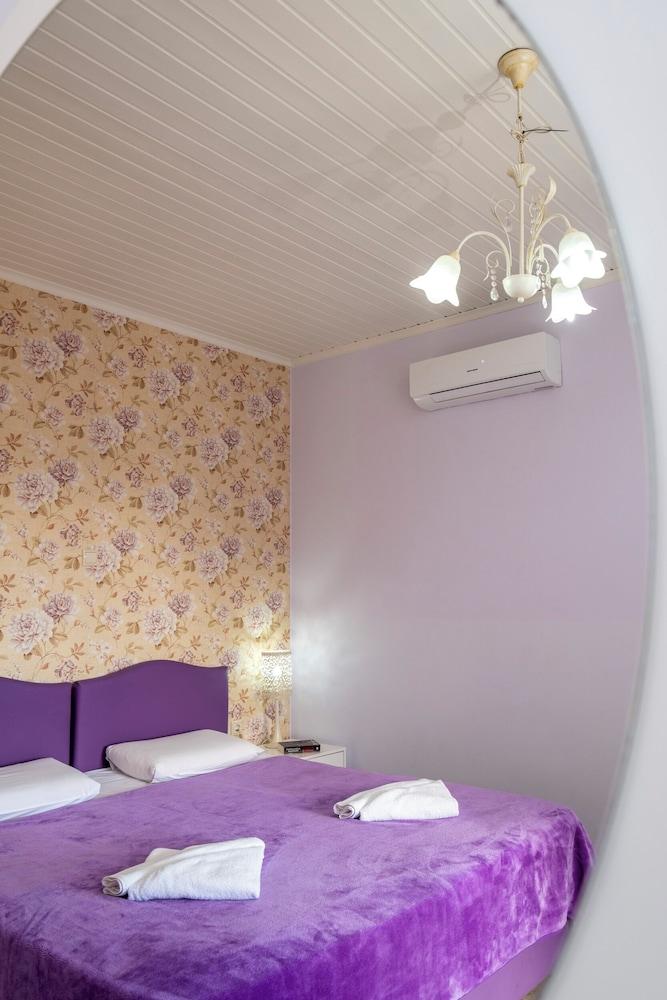 Areti Suites Chania