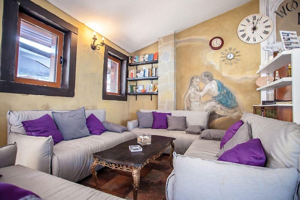 Saint Thomas Holiday Village