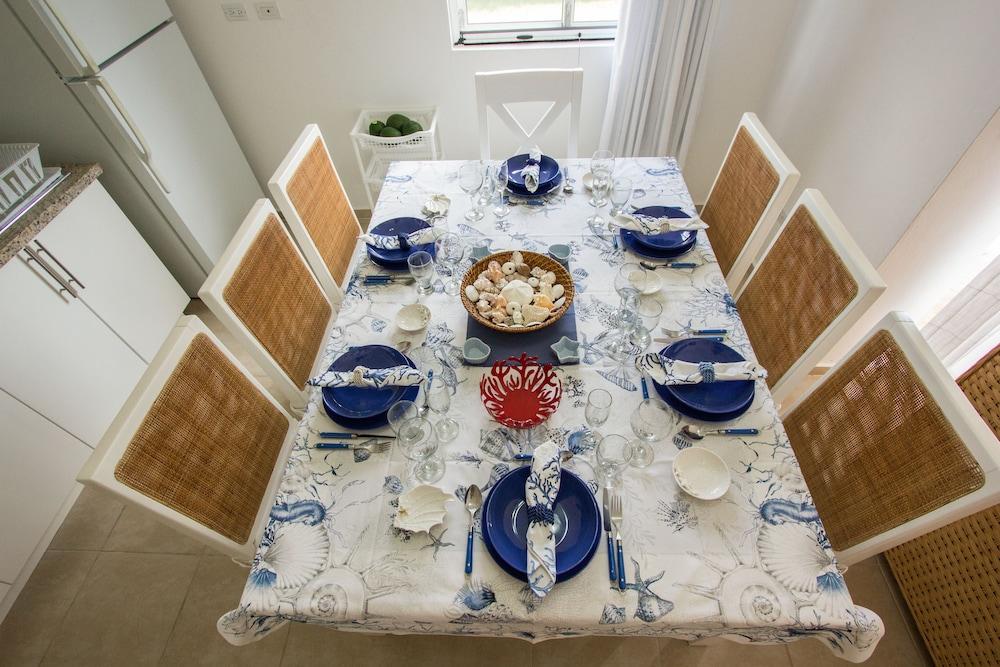 Los Flamencos Aparthotel