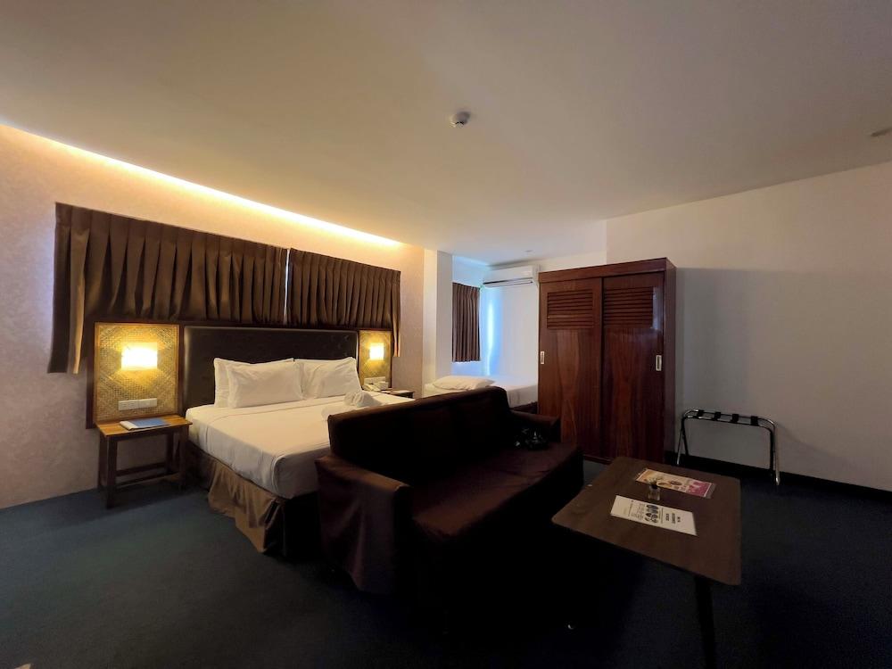 Aozora Seaside Mactan