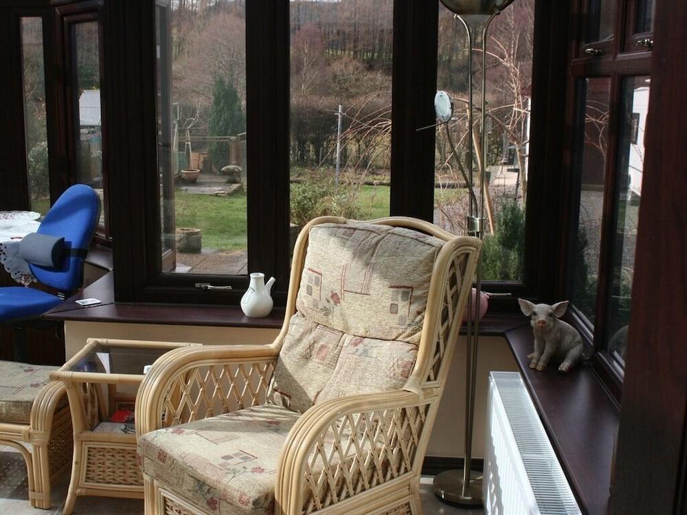 The Old School House