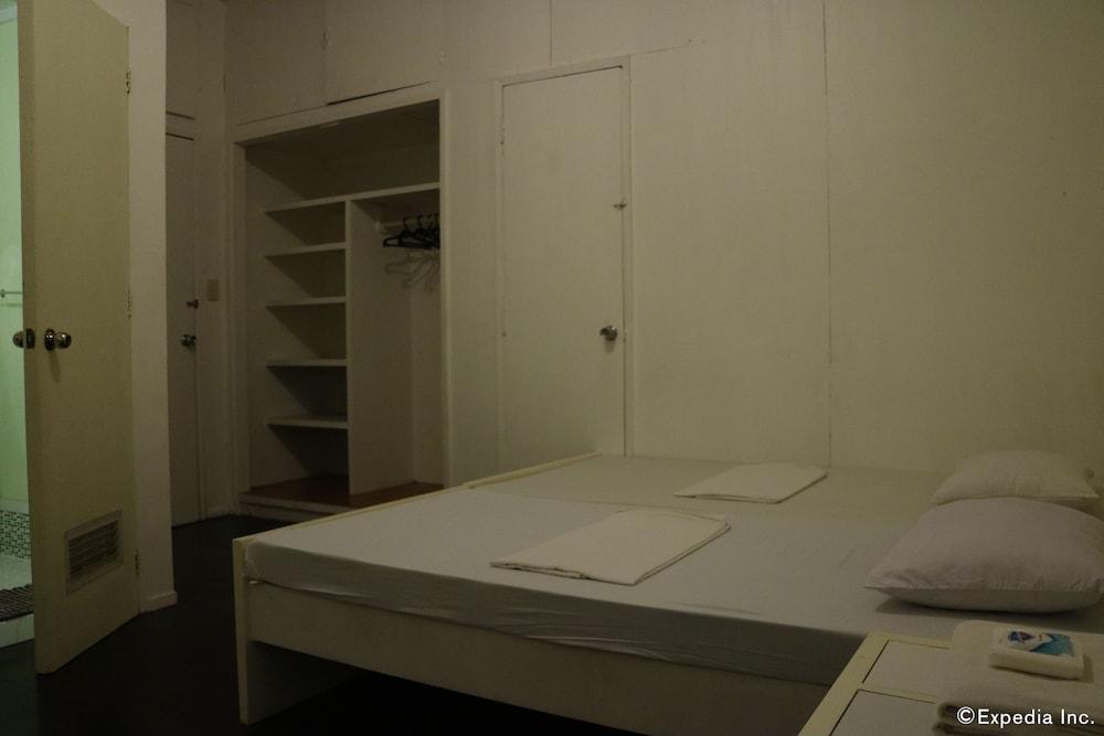 Mainstreet Pension House