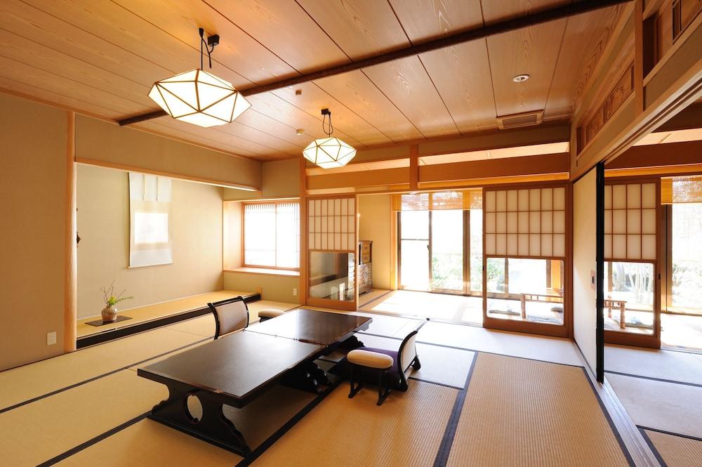 Ryoutei Ryokan YASUI