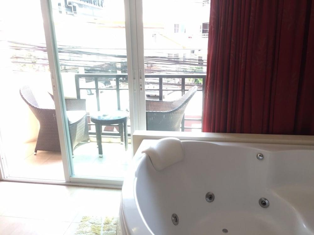 Steak & Co. Boutique Hotel