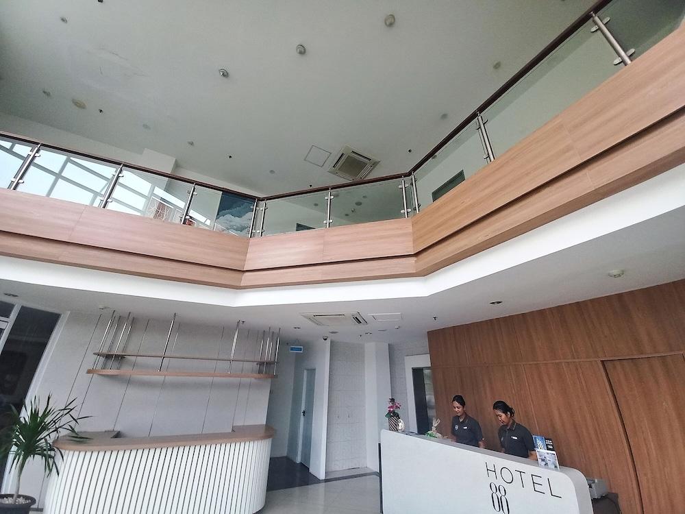 Hotel 88 Kedoya Jakarta