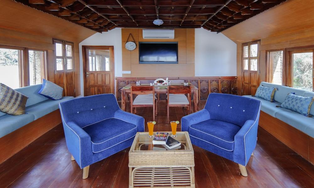 Seclude Kerala, Marari Sands