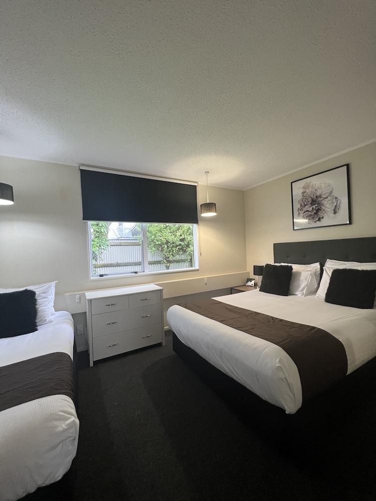 ASURE Green Gables Motel