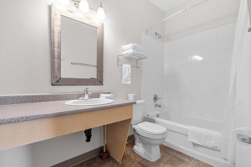 Squamish Adventure Inn