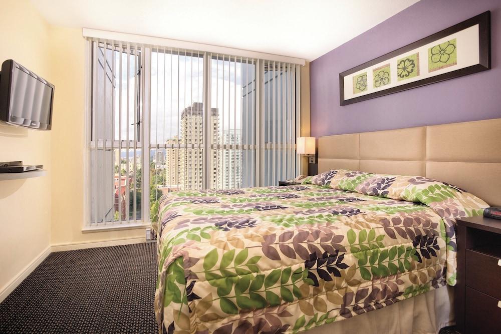 WorldMark Vancouver - The Canadian