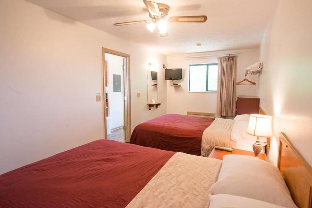 Timber Pointe Resort