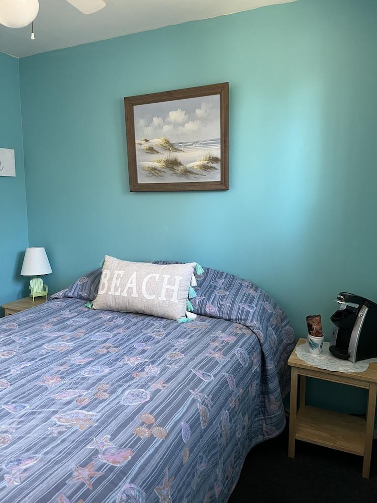 Marvin Gardens Motel