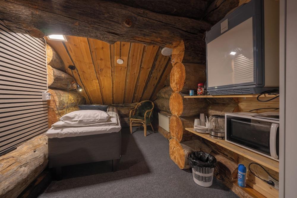 Kuukkeli Apartments Hirvas