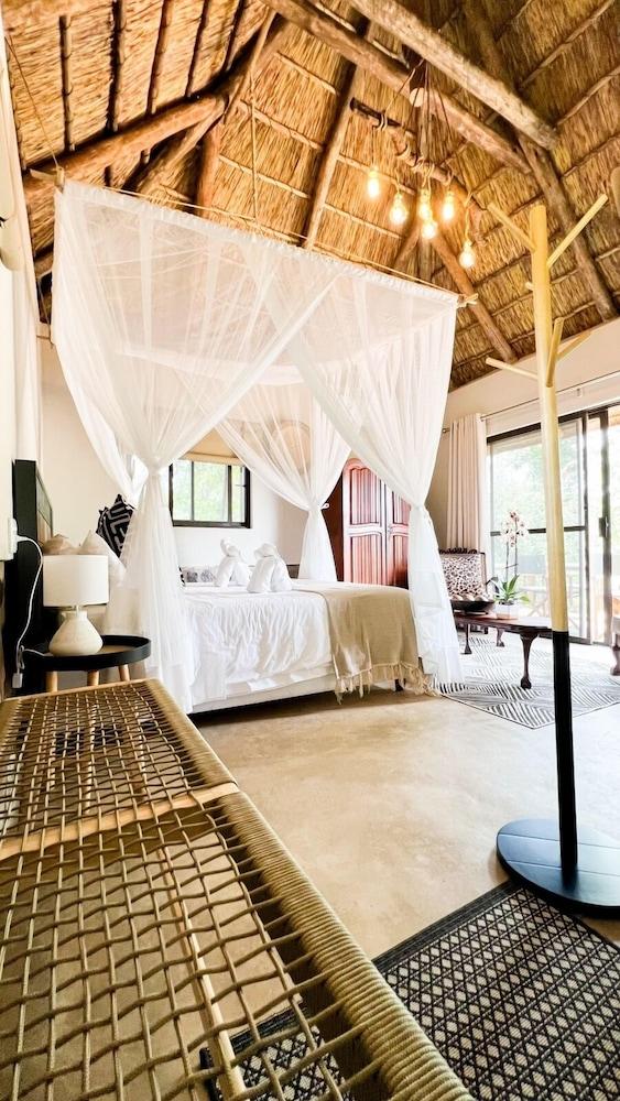 Baluleni Safari Lodge