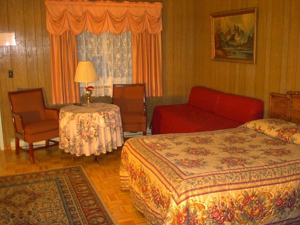 Crystal Brook Resort & Mountain Brauhaus