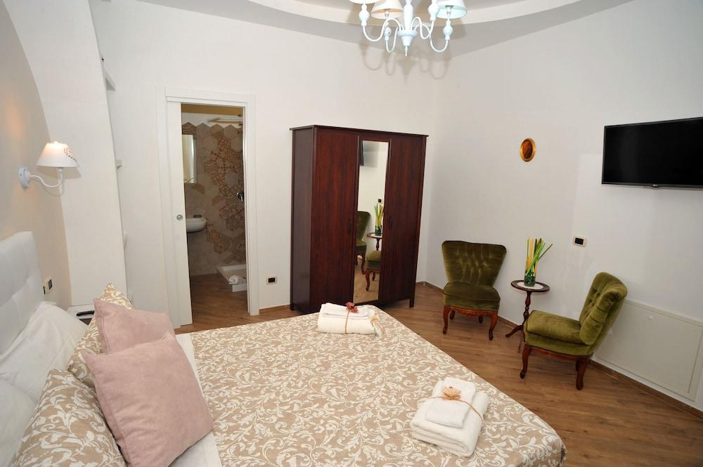 Parthenope B&B