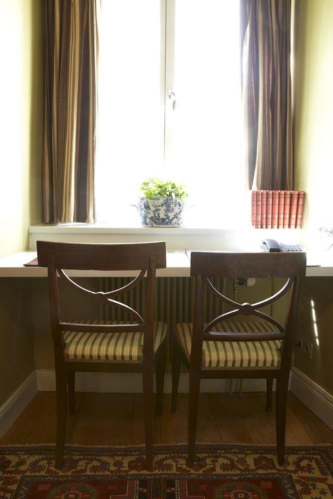 Collectors Victory Apartments