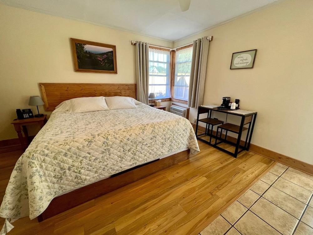 Carolina Country Inn