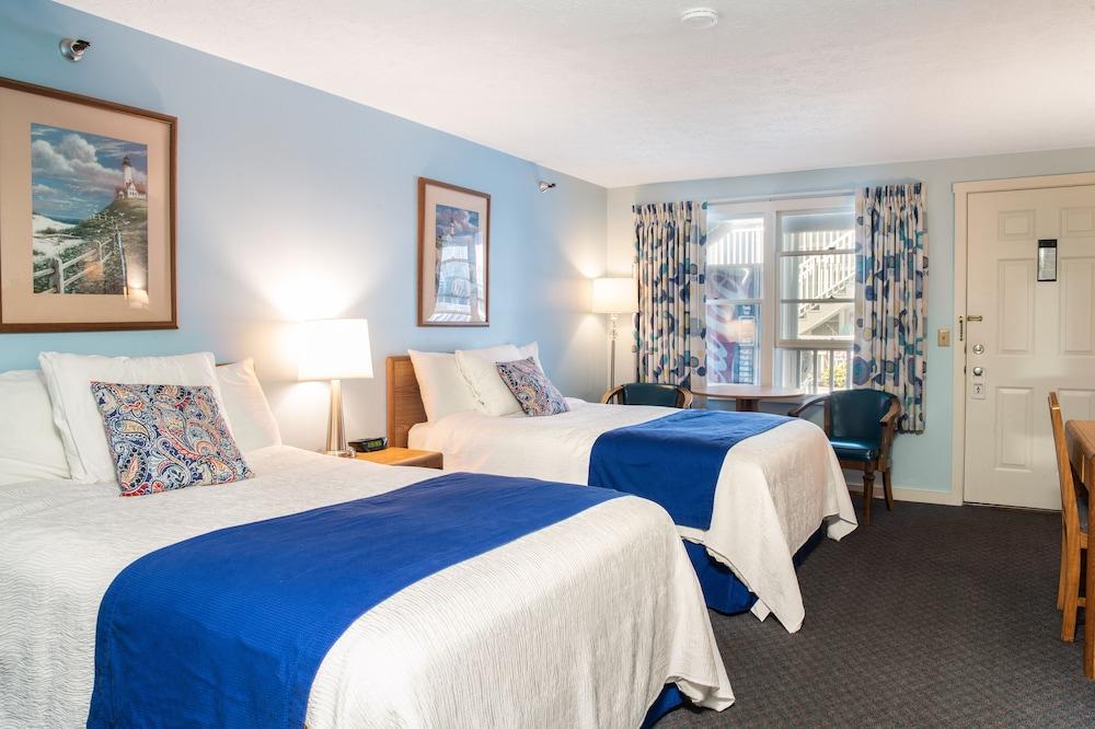 Stage Run By The Sea