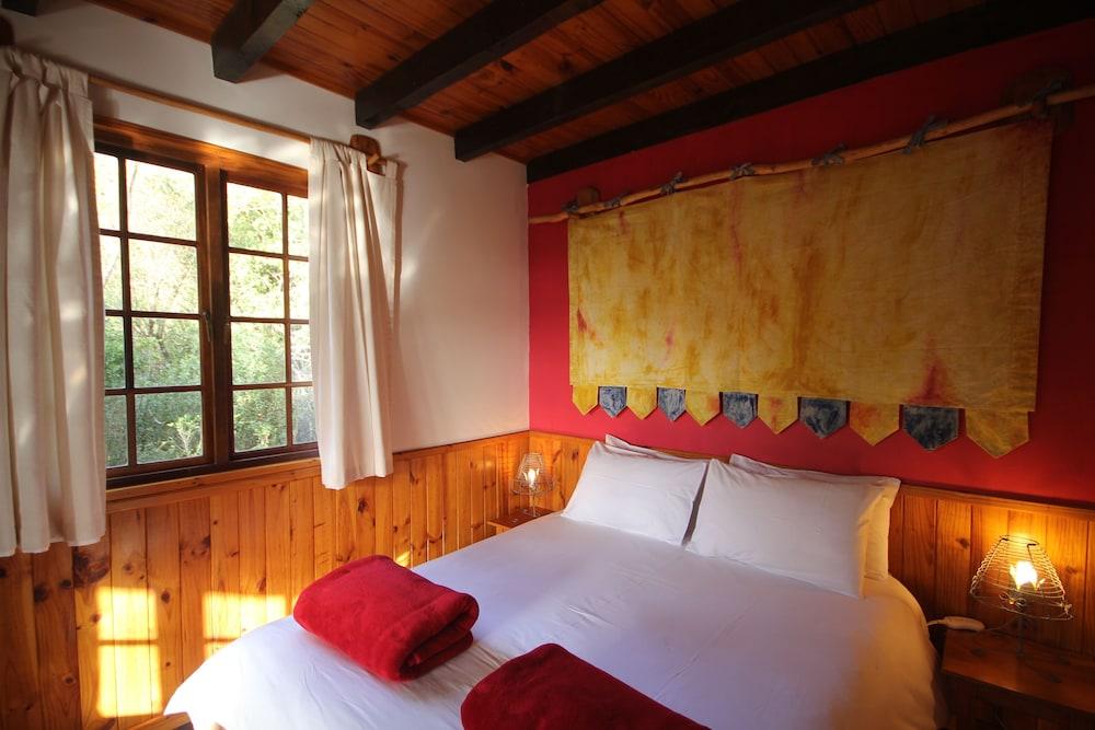 Moon Shine on Whiskey Creek