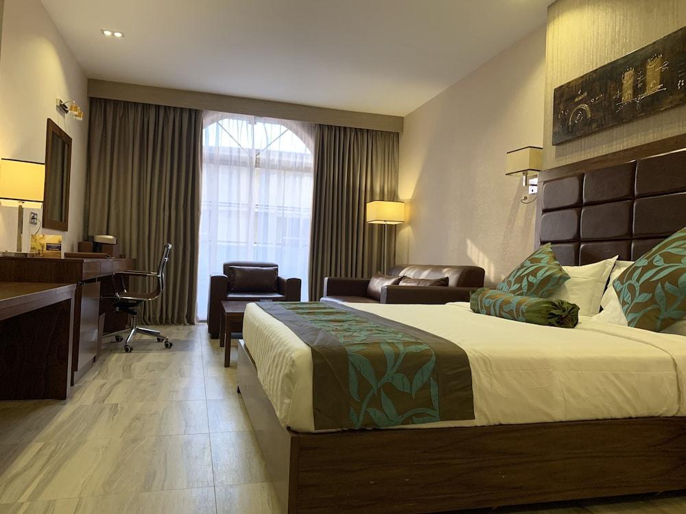 Days Hotel & Suites Dakar