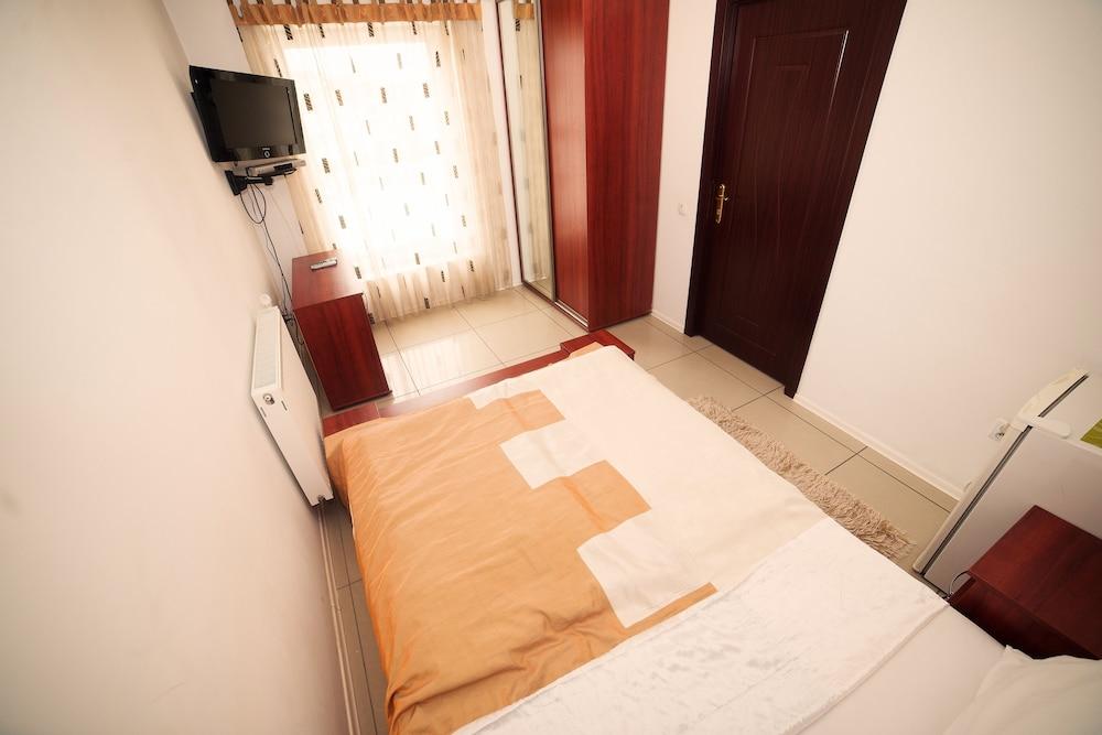 Jam Hotel Truskavets