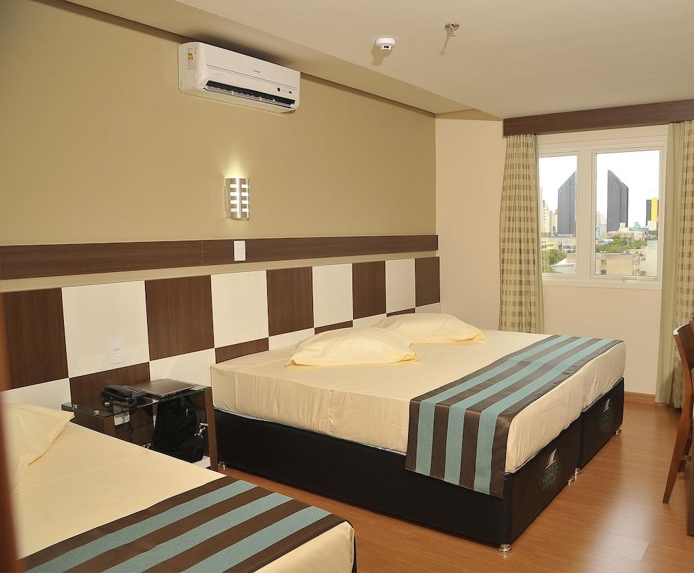 Hotel Maestro Premium Cascavel