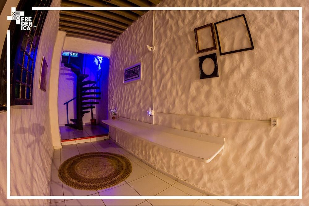 Frederica Hostel e Lanchonete