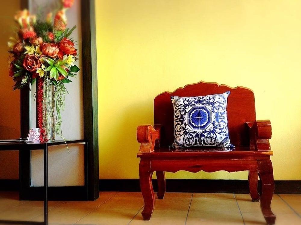 Mulberry House Korat