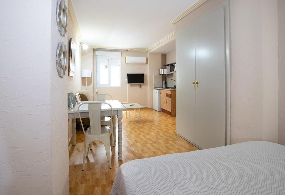 Unique Hotel Apartments