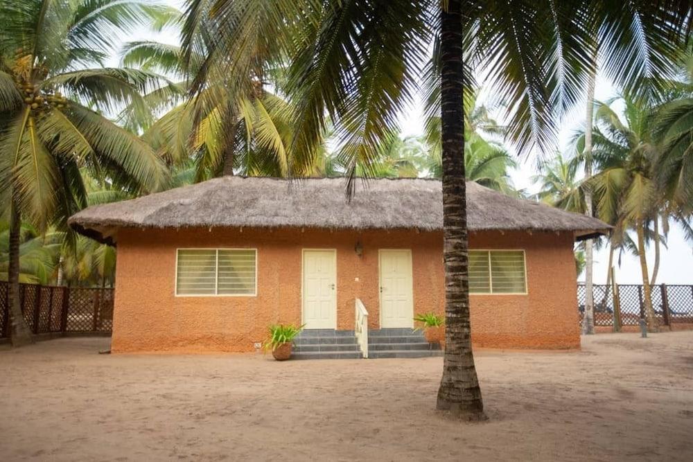 Anomabo Beach Resort