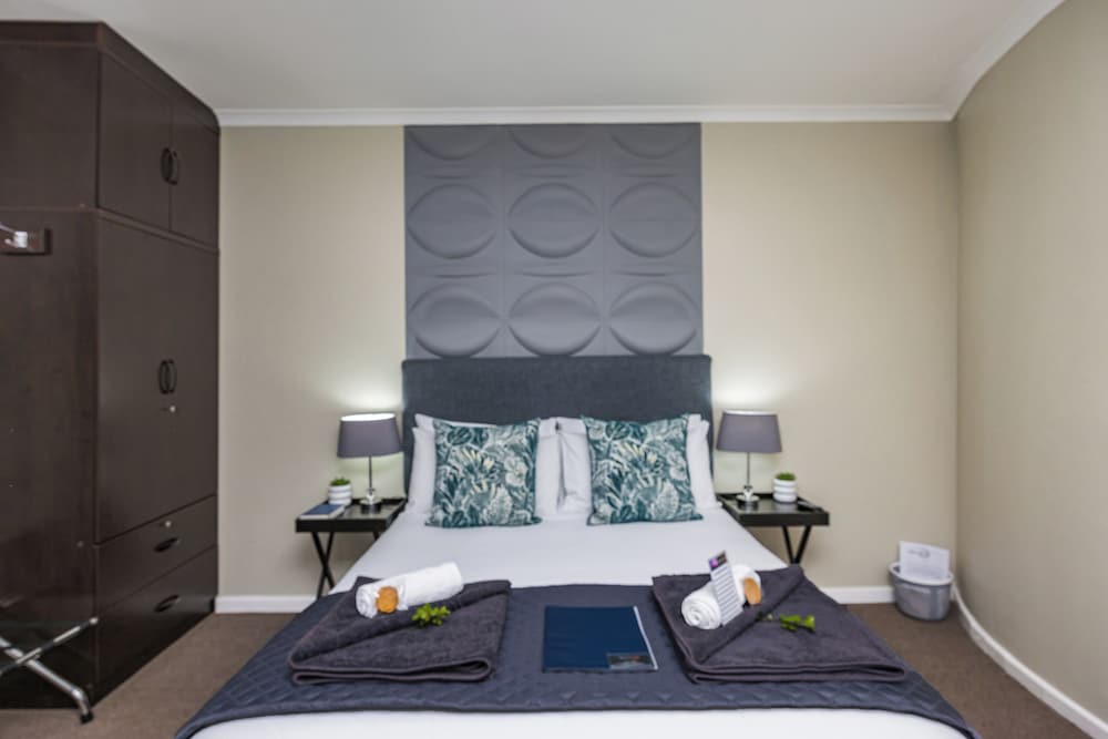 Plattekloof Premium Lodge