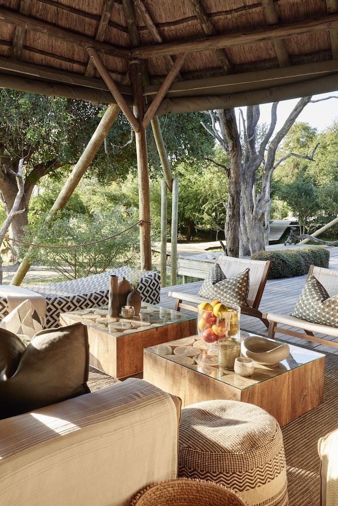 Victoria Falls River Lodge